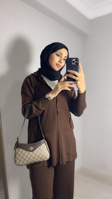 Kapüşonlu Kahverengi Tesettür Takım